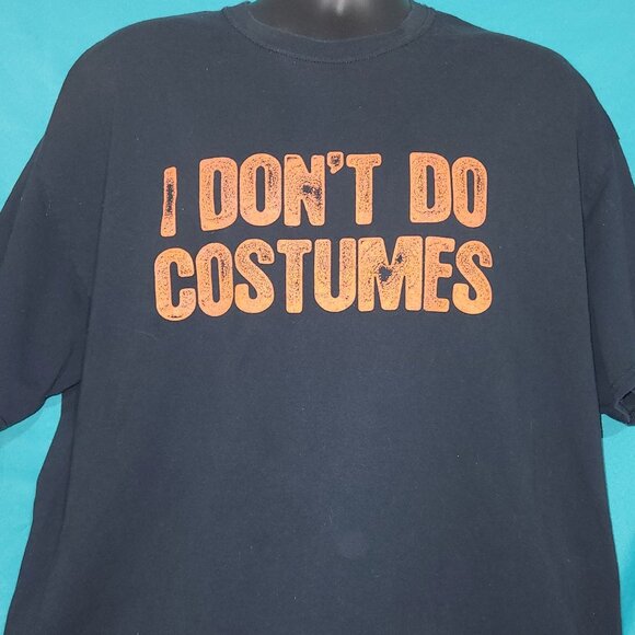Black "I Don't Do Costumes" Halloween T-Shirt, Size L - Picture 1 of 1